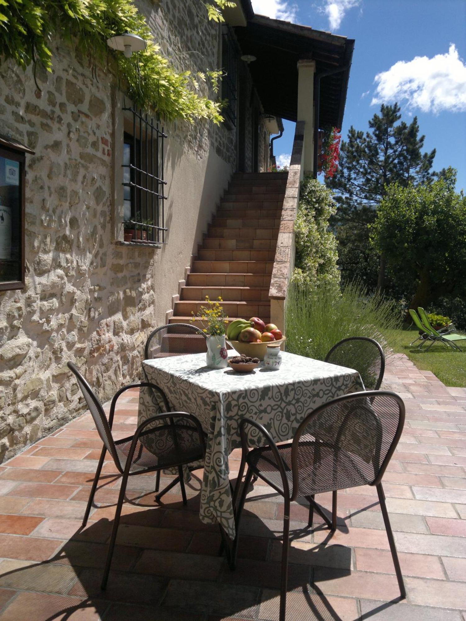 Casale Degli Ulivi Vila Gualdo Tadino Exterior foto
