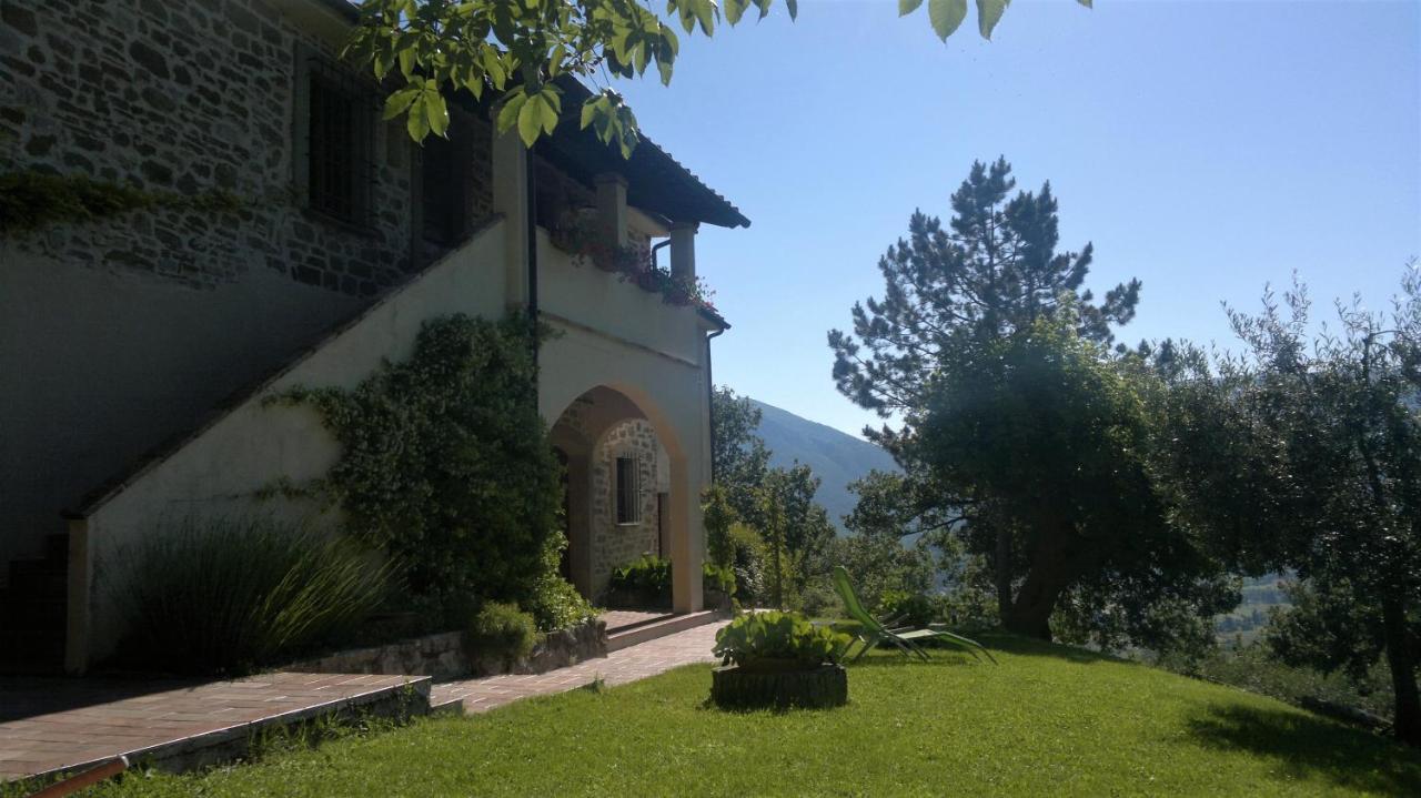 Casale Degli Ulivi Vila Gualdo Tadino Exterior foto